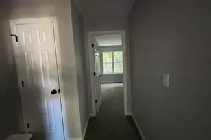 1084 Huntington Trce SE, Smyrna, GA 30082 - Photo 8