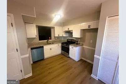 1084 Huntington Trace SE, Smyrna, GA 30082 - Photo 14