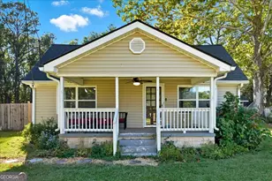 318 N Dogwood St, Villa Rica, GA 30180 - Photo 4