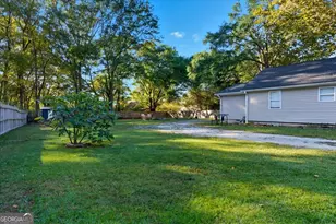 318 N Dogwood St, Villa Rica, GA 30180 - Photo 36