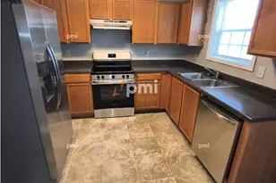 2015 Ivy Ln, Union City, GA 30291 - Photo 4