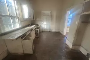 508 Albemarle St, Brunswick, GA 31520 - Photo 18