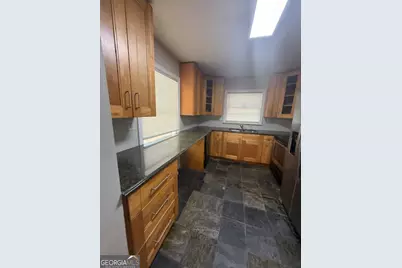 2439 Plantation Drive, East Point, GA 30344 - Photo 14