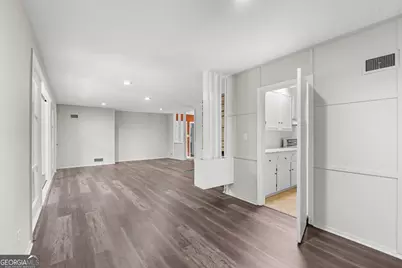 7 E Moore Street, Statesboro, GA 30458 - Photo 6