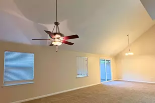 303 Gary Cir, Saint Marys, GA 31558 - Photo 4