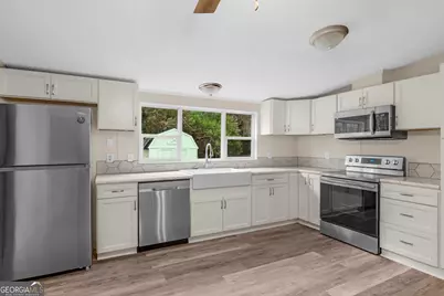 112 Cheryl Court NE, Ludowici, GA 31316 - Photo 6
