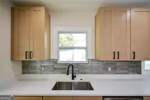 1275 Westridge Rd, Atlanta, GA 30311 - Photo 14