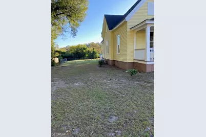 252 Edwards Street, Elberton, GA 30635 - Photo 8