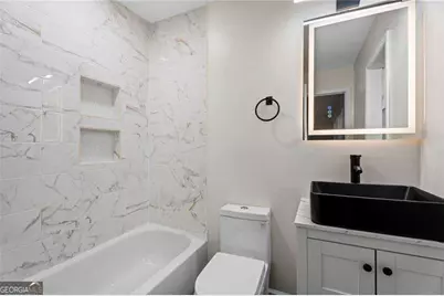 6179 Holiday Boulevard, Forest Park, GA 30297 - Photo 12