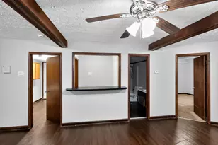 824 Post Rd Cir, Stone Mountain, GA 30088 - Photo 8