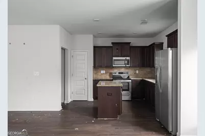 2639 Lovejoy Crossing Drive, Hampton, GA 30228 - Photo 4