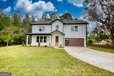 155 Skyland Drive E, Locust Grove, GA 30248 - Photo 4