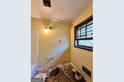 648 Bralorne Drive, Stone Mountain, GA 30087 - Photo 40