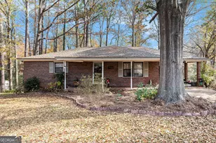 1548 Fleetwood Dr, Griffin, GA 30223 - Photo 1