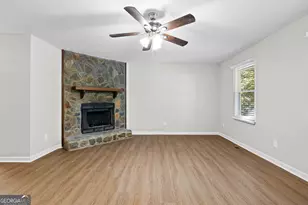 410 Freestone Dr, Newnan, GA 30265 - Photo 8