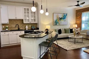 825 Highland Ln NE, Atlanta, GA 30306 - Photo 2