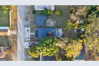 127 W Stuart Avenue, Lyons, GA 30436 - Photo 4