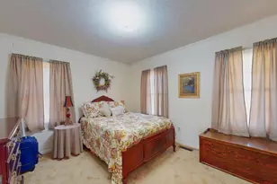 127 W Stuart Ave, Lyons, GA 30436 - Photo 46