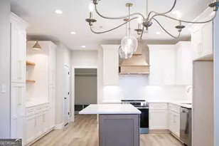 905 Massee Ln, Perry, GA 31069 - Photo 14