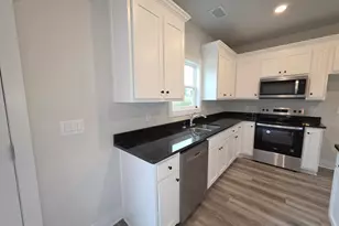 1050 Madison Hills Dr, Madison, GA 30650 - Photo 4