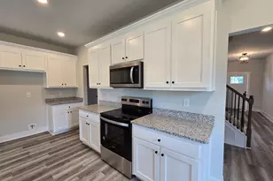 1041 Alaina Ave, Madison, GA 30650 - Photo 6