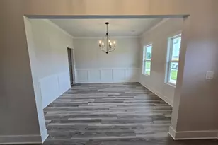 1041 Alaina Ave, Madison, GA 30650 - Photo 4