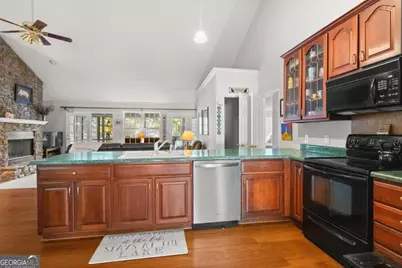 153 S Rock Island Drive, Eatonton, GA 31024 - Photo 12