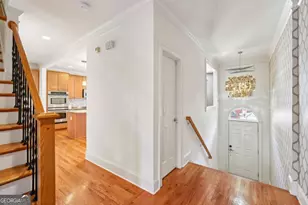 196 Mystic Ct, Atlanta, GA 30342 - Photo 2