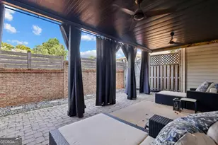 196 Mystic Ct, Atlanta, GA 30342 - Photo 34