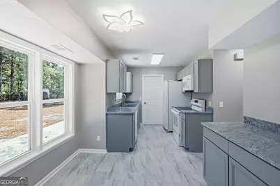 648 Honey Ridge Lane, Hinesville, GA 31313 - Photo 14