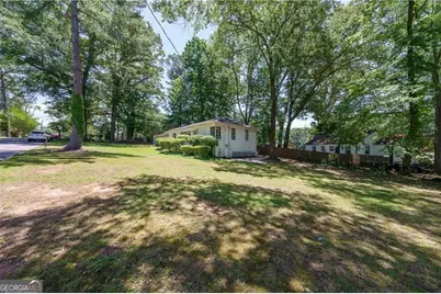 1920 W Forrest Avenue, Atlanta, GA 30344 - Photo 26