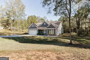 339 Sam Groves St, Danielsville, GA 30633 - Photo 2