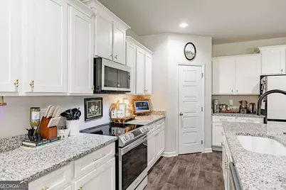 339 Sam Groves Street, Danielsville, GA 30633 - Photo 6