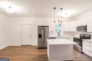 1070 4th St NW, Atlanta, GA 30318 - Photo 10