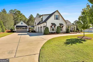 115 Platinum Rdg, Sharpsburg, GA 30277 - Photo 1