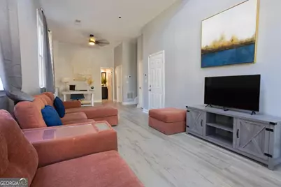 4867 Pinnacle Drive, Stone Mountain, GA 30088 - Photo 6