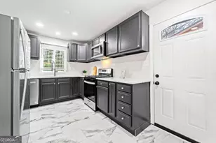 801 N Evelyn Pl NW, Atlanta, GA 30318 - Photo 8