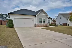 3815 Westhaven Dr, Cumming, GA 30040 - Photo 2