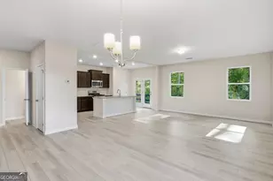 32 Parkwood St, Dawsonville, GA 30534 - Photo 4