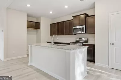 32 Parkwood Street, Dawsonville, GA 30534 - Photo 6