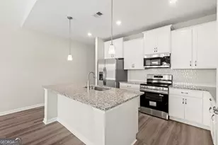 306 Creek Wy, Brunswick, GA 31525 - Photo 18