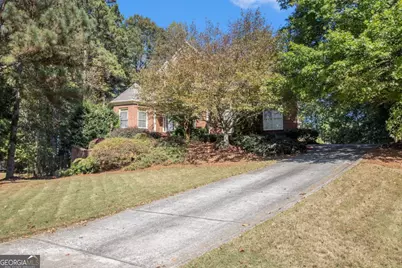 345 Lake Bend Court, Alpharetta, GA 30004 - Photo 6