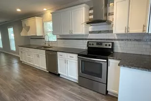 1833 Phillips Ave, East Point, GA 30344 - Photo 14