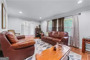 564 Allana Ct, Stone Mountain, GA 30087 - Photo 6