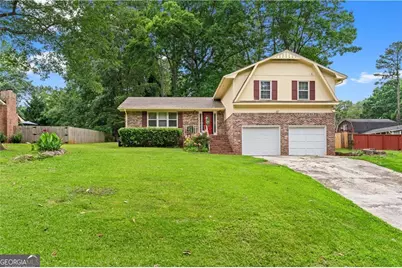 564 Allana Court, Stone Mountain, GA 30087 - Photo 1
