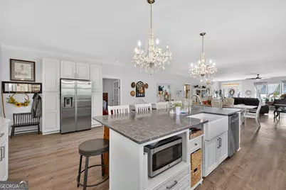 402 Savannah Drive, Mansfield, GA 30055 - Photo 12