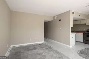 3254 Strawberry Ln, Decatur, GA 30034 - Photo 10