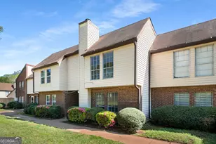 3254 Strawberry Ln, Decatur, GA 30034 - Photo 4