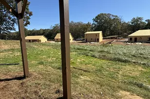 174 Charlotte Cir, Statham, GA 30666 - Photo 26