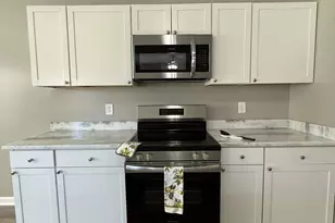 174 Charlotte Cir, Statham, GA 30666 - Photo 4